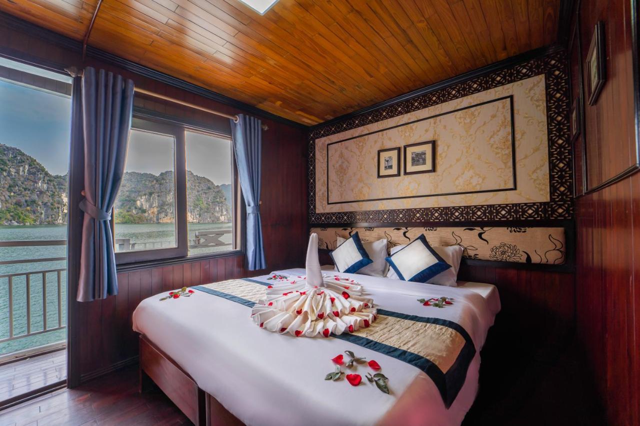 Hotel Legend Cruise à Hạ Long Extérieur photo