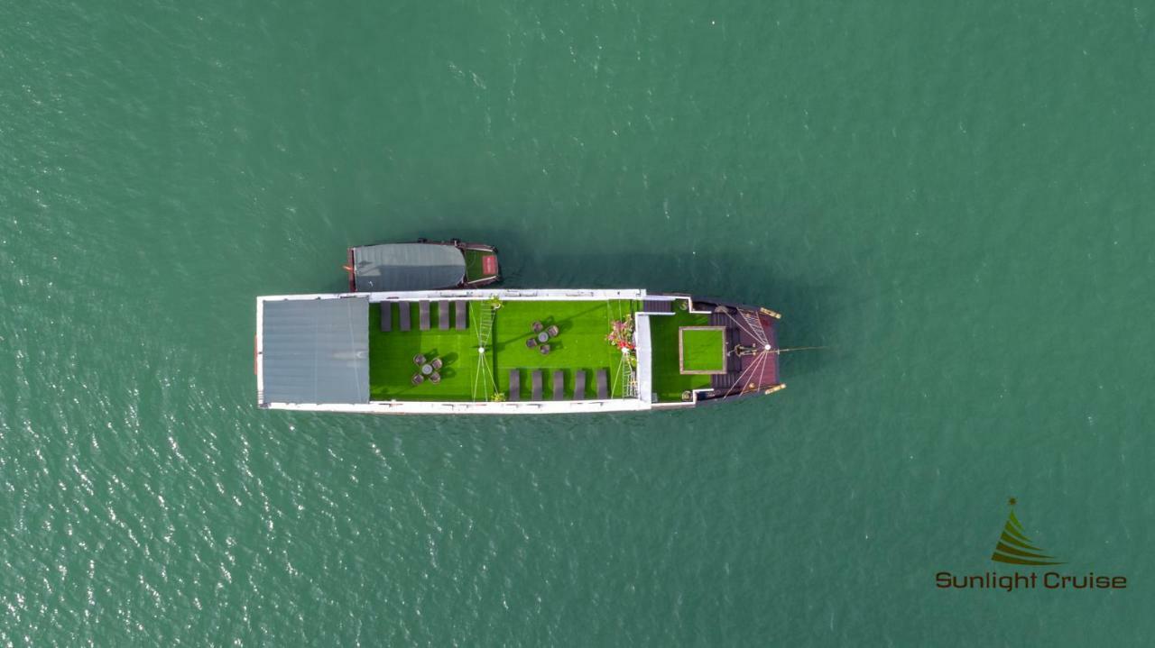 Hotel Legend Cruise à Hạ Long Extérieur photo