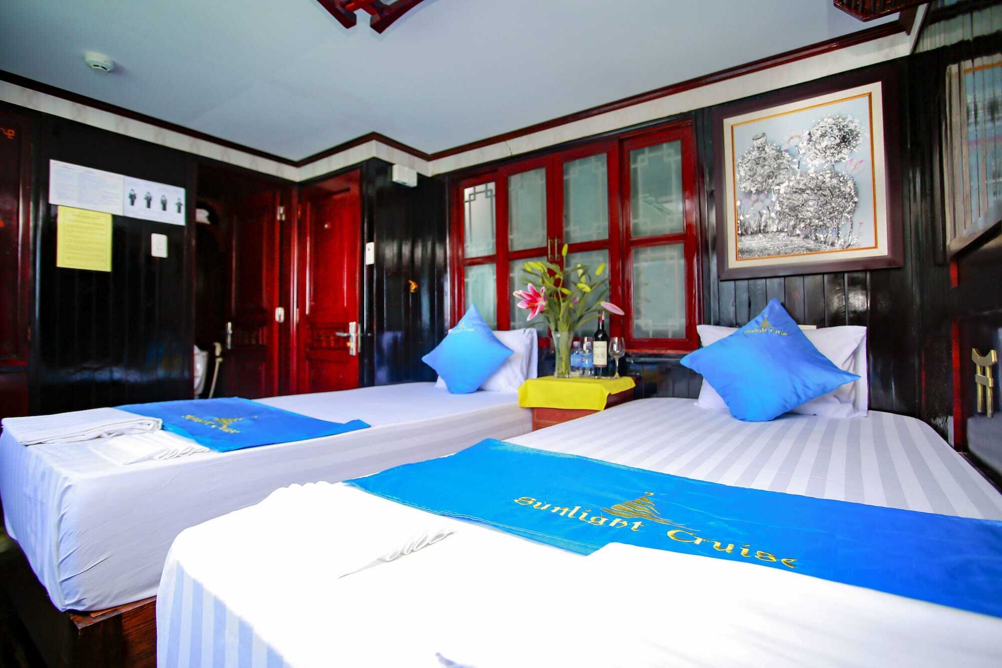 Hotel Legend Cruise à Hạ Long Extérieur photo
